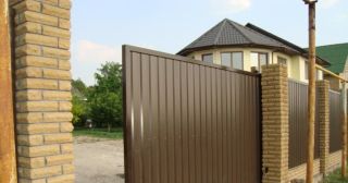 Купить откатные ворота из профнастила Карасук, цена от 1758 руб.